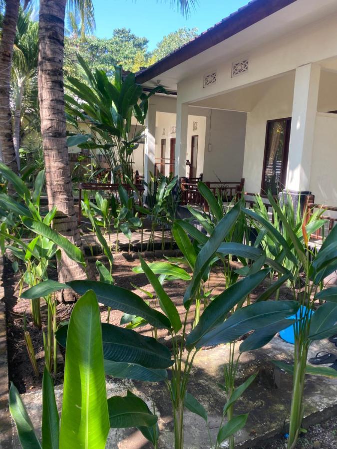 Oktavia Bungalows Gili Air Dış mekan fotoğraf
